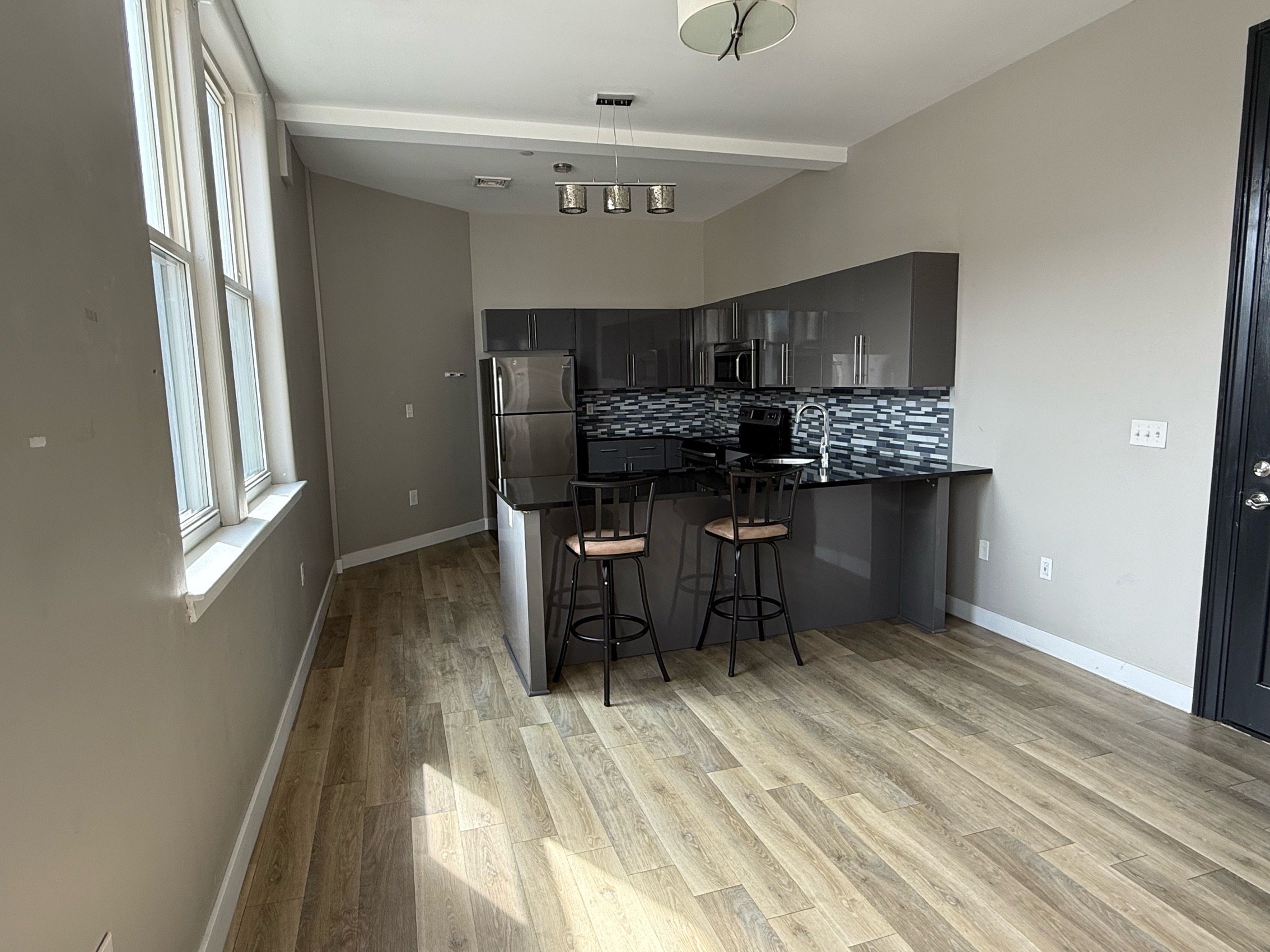 99 West Main Street - 304
